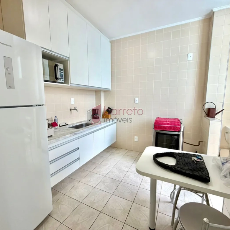 APARTAMENTO PORTEIRA FECHADA COM 02 QUARTOS À VENDA NO CONDOMÍNIO CHÁCARA DAS FLORES – JUNDIAÍ/SP