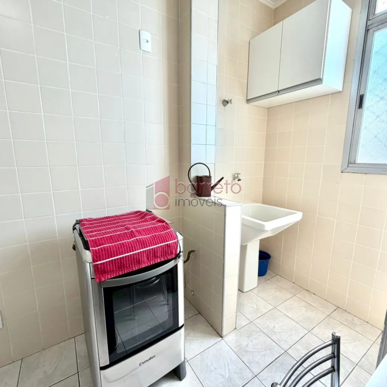 APARTAMENTO PORTEIRA FECHADA COM 02 QUARTOS À VENDA NO CONDOMÍNIO CHÁCARA DAS FLORES – JUNDIAÍ/SP