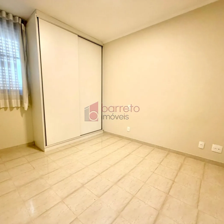 APARTAMENTO PORTEIRA FECHADA COM 02 QUARTOS À VENDA NO CONDOMÍNIO CHÁCARA DAS FLORES – JUNDIAÍ/SP