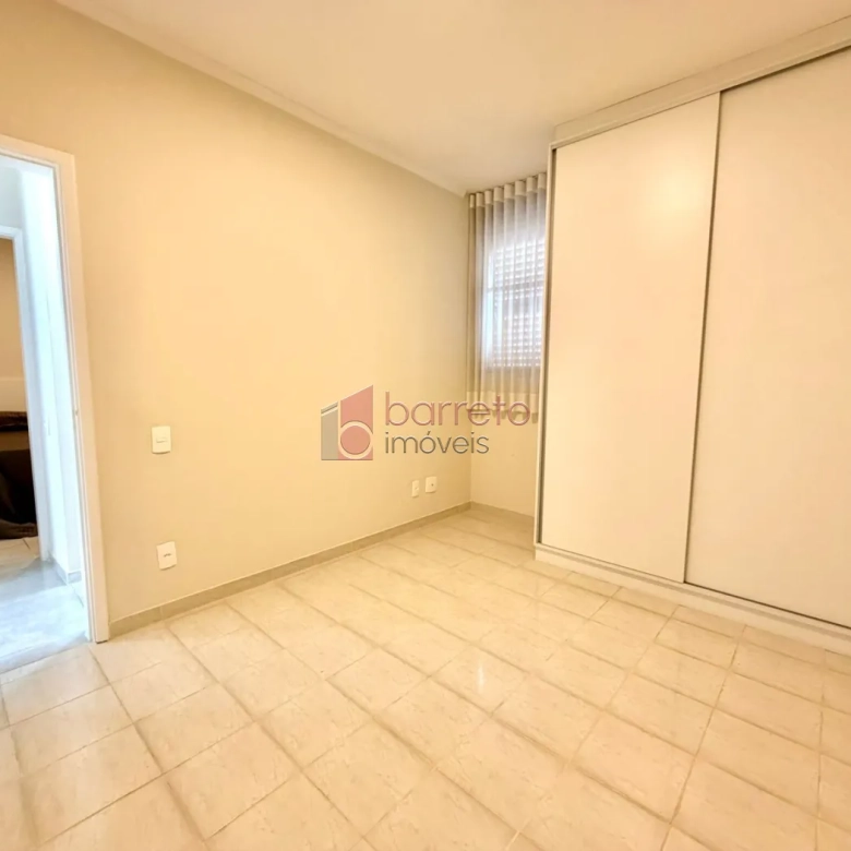APARTAMENTO PORTEIRA FECHADA COM 02 QUARTOS À VENDA NO CONDOMÍNIO CHÁCARA DAS FLORES – JUNDIAÍ/SP