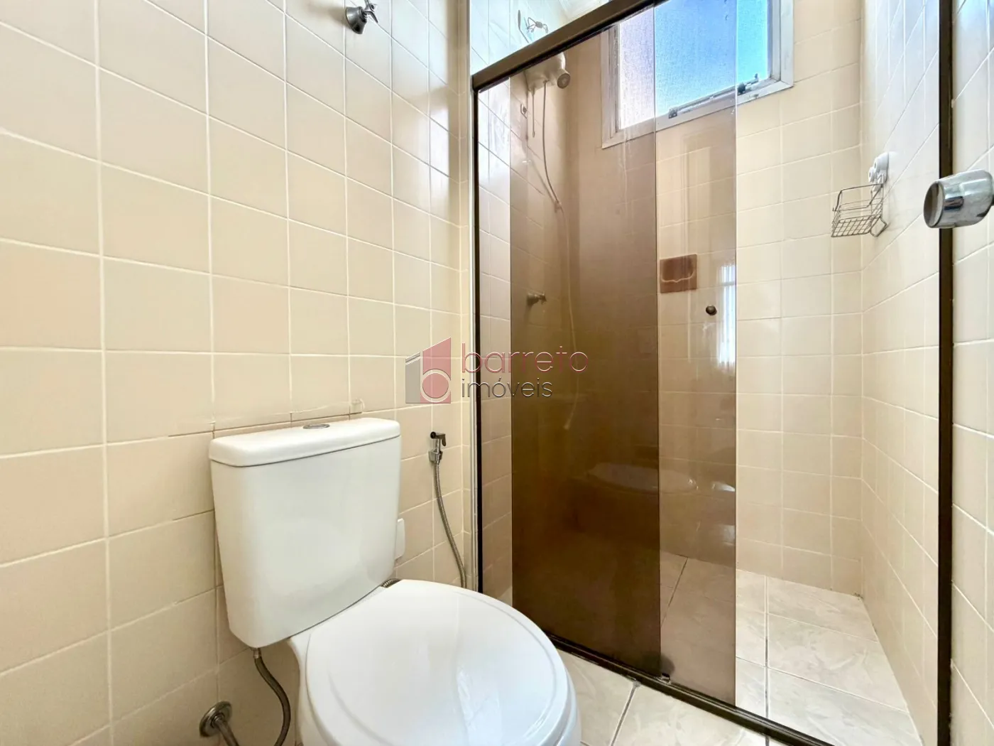 APARTAMENTO PORTEIRA FECHADA COM 02 QUARTOS À VENDA NO CONDOMÍNIO CHÁCARA DAS FLORES – JUNDIAÍ/SP