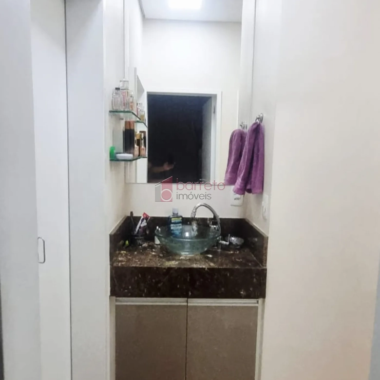 APARTAMENTO À VENDA NO CONDOMÍNIO VITÓRIA EM JUNDIAÍ/SP