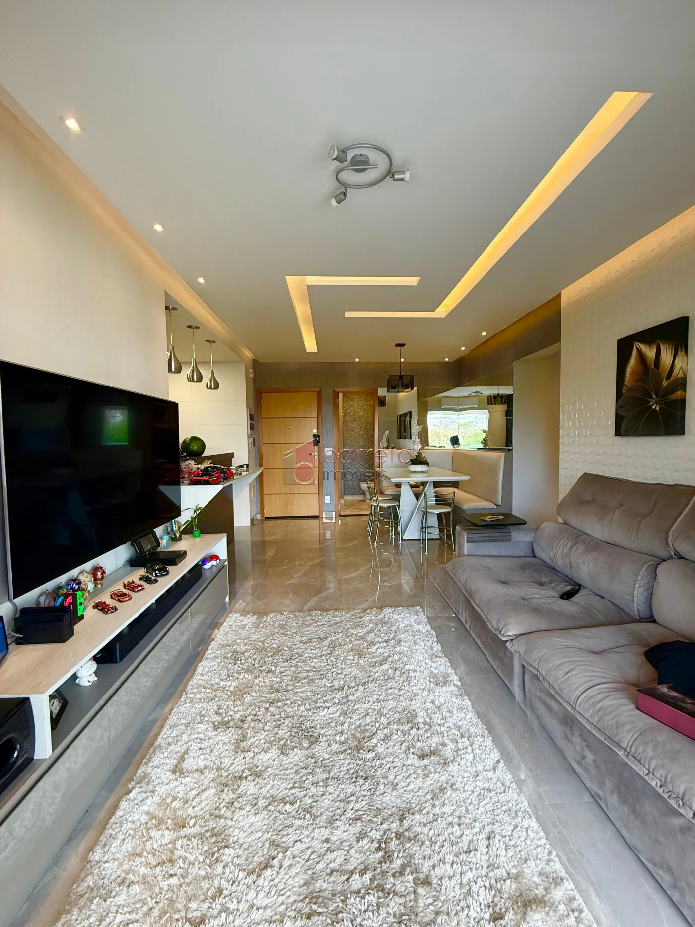 APARTAMENTO À VENDA NO CONDOMÍNIO OLIVIO BOA EM JUNDIAÍ/SP