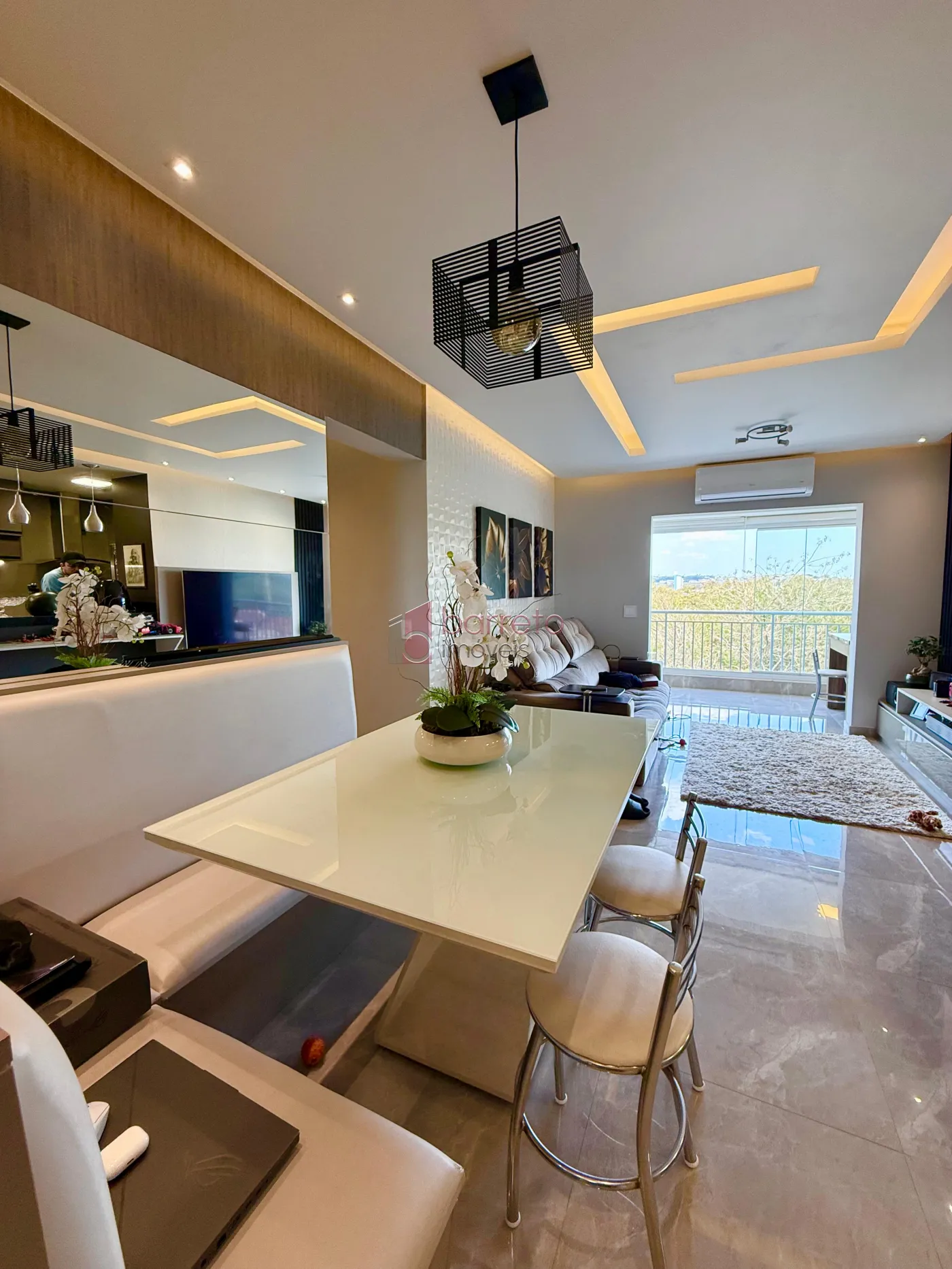 APARTAMENTO À VENDA NO CONDOMÍNIO OLIVIO BOA EM JUNDIAÍ/SP