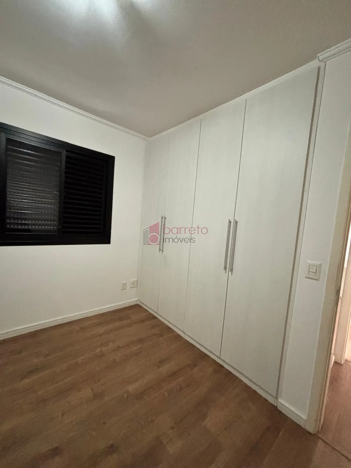 APARTAMENTO À VENDA NO CONDOMÍNIO CHÁCARA PRIMAVERA EM JUNDIAÍ/SP