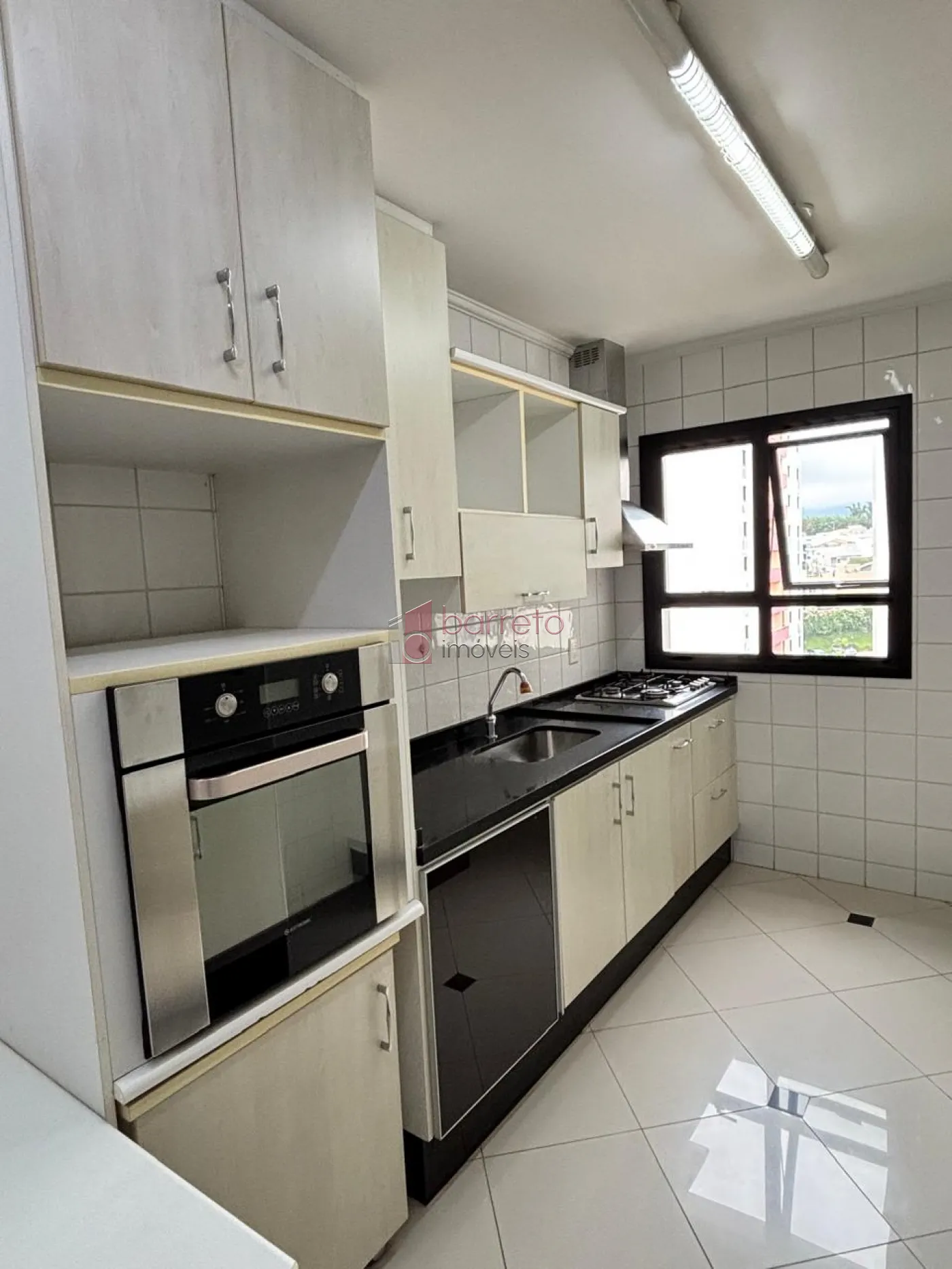 APARTAMENTO À VENDA NO CONDOMÍNIO CHÁCARA PRIMAVERA EM JUNDIAÍ/SP