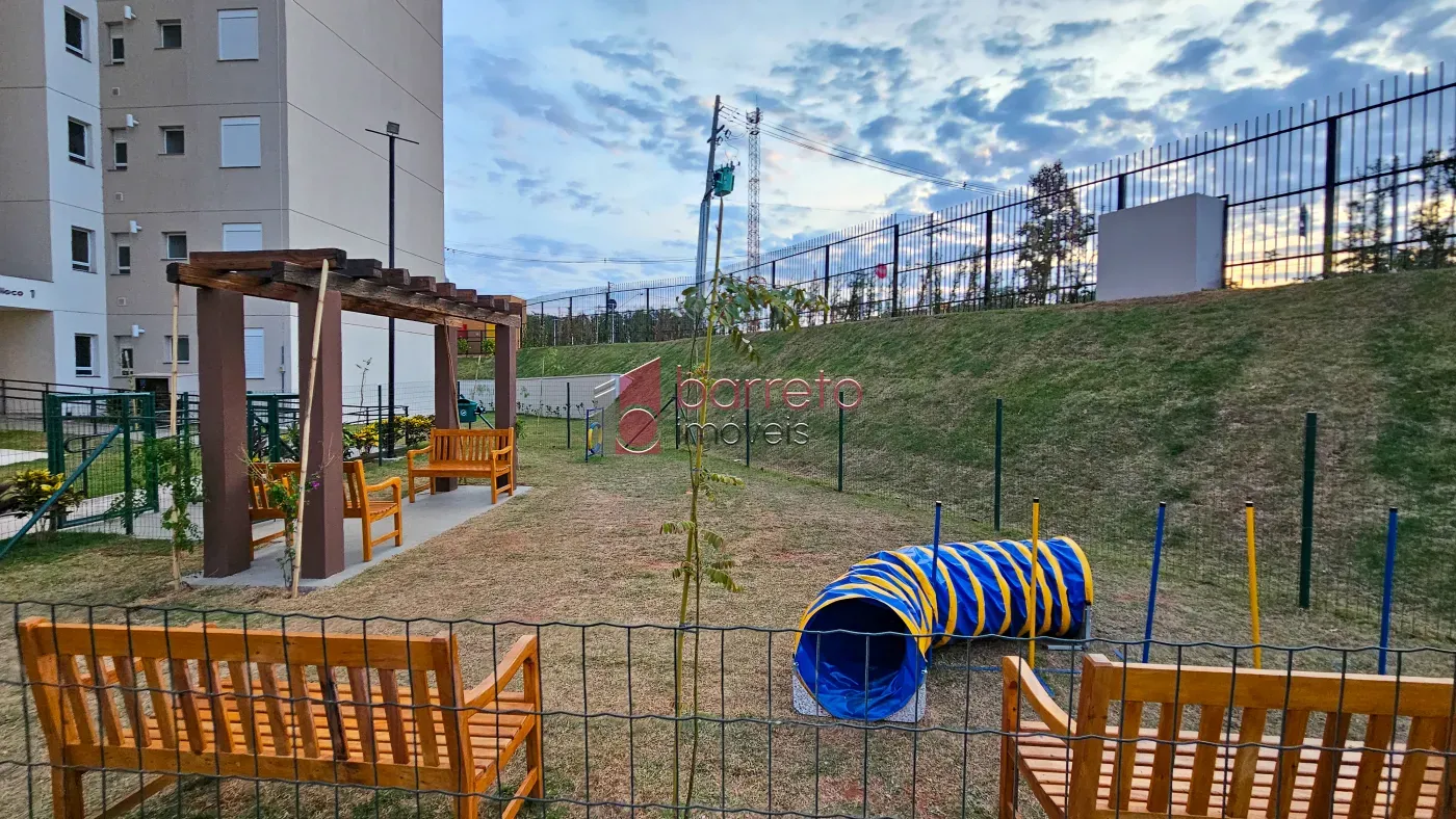 APARTAMENTO À VENDA NO CONDOMÍNIO LIFE NO BAIRRO ENGORDADOURO EM JUNDIAÍ/SP