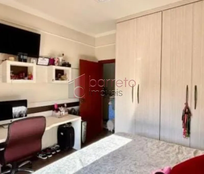 CASA À VENDA NO CONDOMÍNIO RESERVA DA SERRA NO BAIRRO MEDEIROS EM JUNDIAÍ/SP