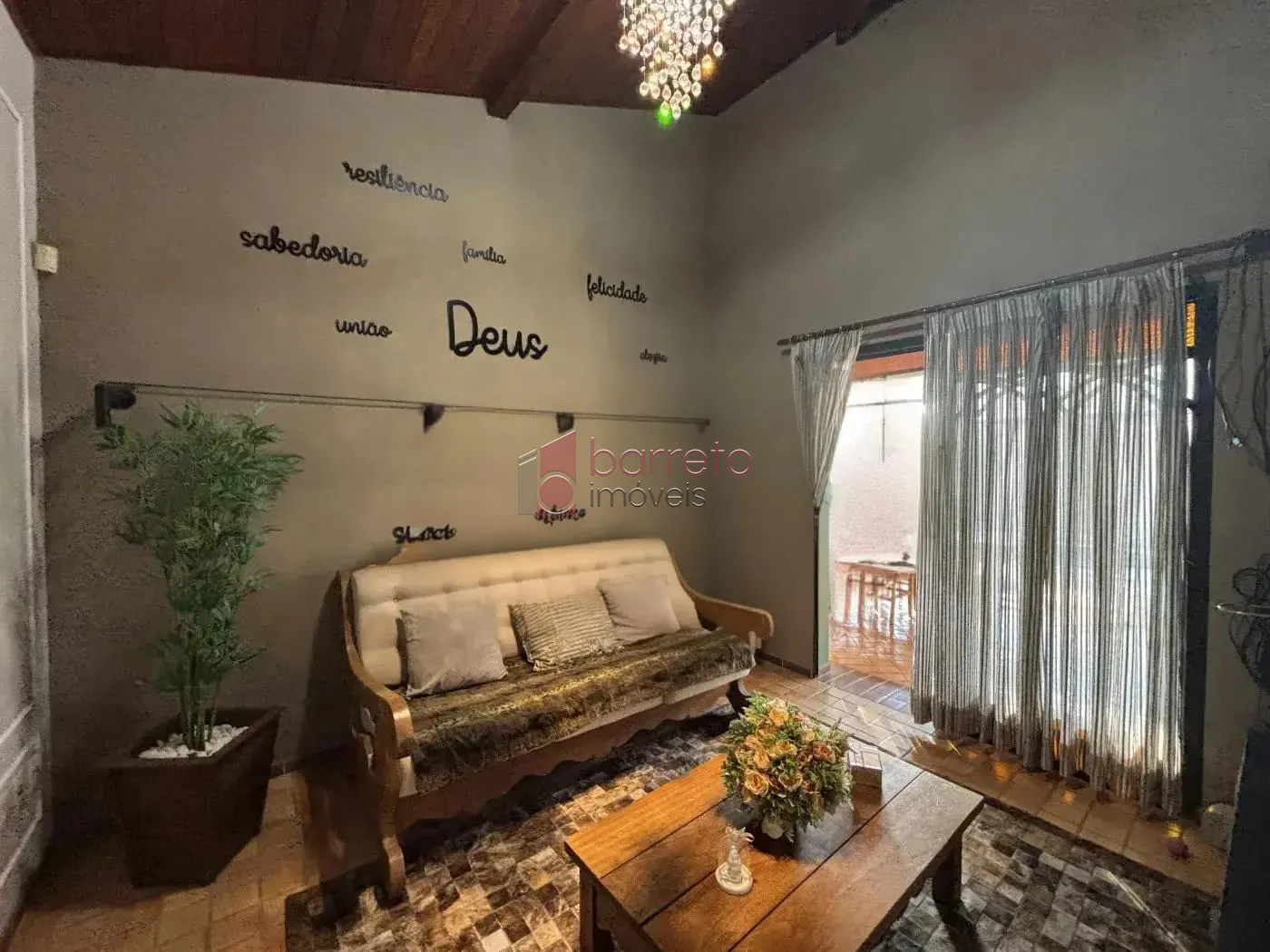 CASA À VENDA NO CONDOMÍNIO RESERVA DA SERRA NO BAIRRO MEDEIROS EM JUNDIAÍ/SP