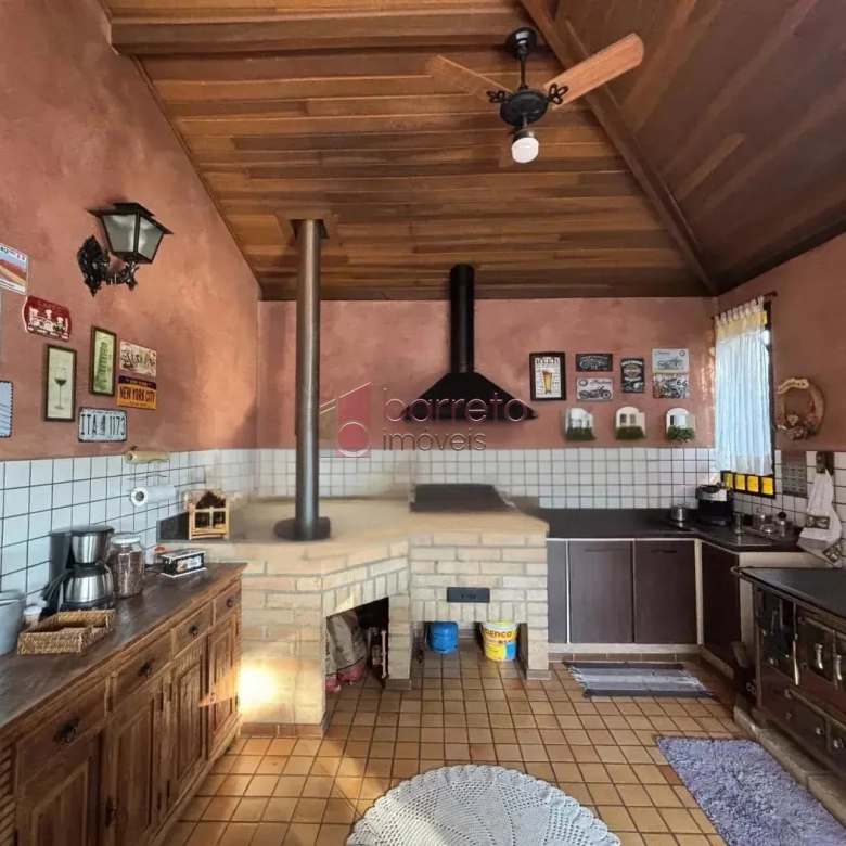 CASA À VENDA NO CONDOMÍNIO RESERVA DA SERRA NO BAIRRO MEDEIROS EM JUNDIAÍ/SP