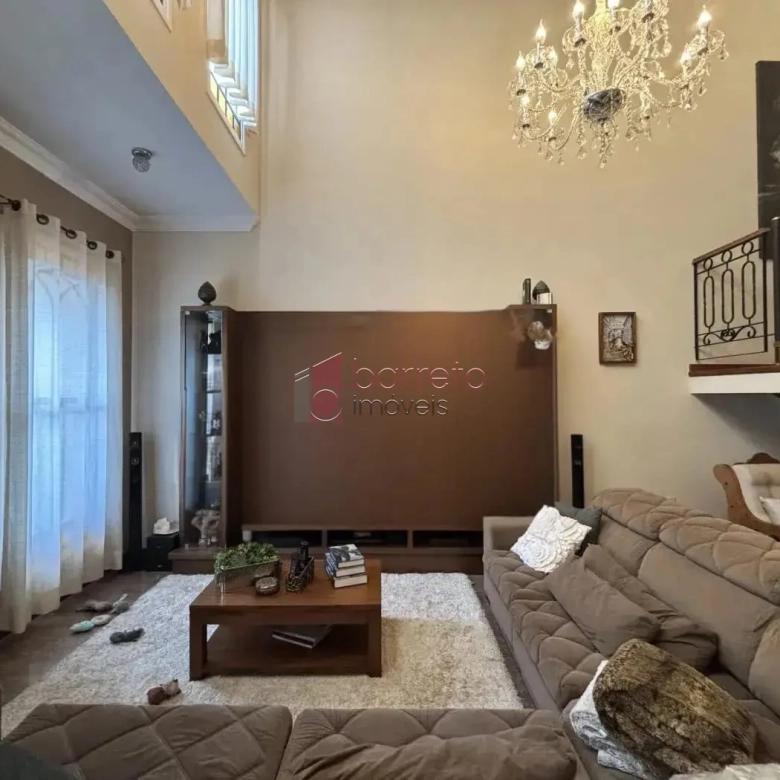 CASA À VENDA NO CONDOMÍNIO RESERVA DA SERRA NO BAIRRO MEDEIROS EM JUNDIAÍ/SP