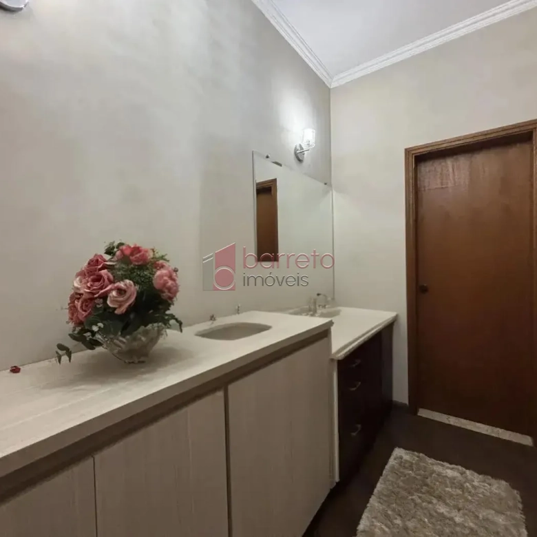 CASA À VENDA NO CONDOMÍNIO RESERVA DA SERRA NO BAIRRO MEDEIROS EM JUNDIAÍ/SP