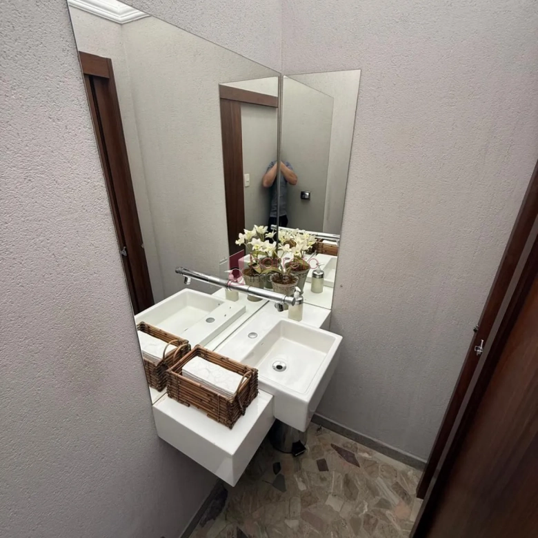 CASA COMERCIAL À VENDA NA CHÁCARA URBANA EM JUNDIAÍ/SP