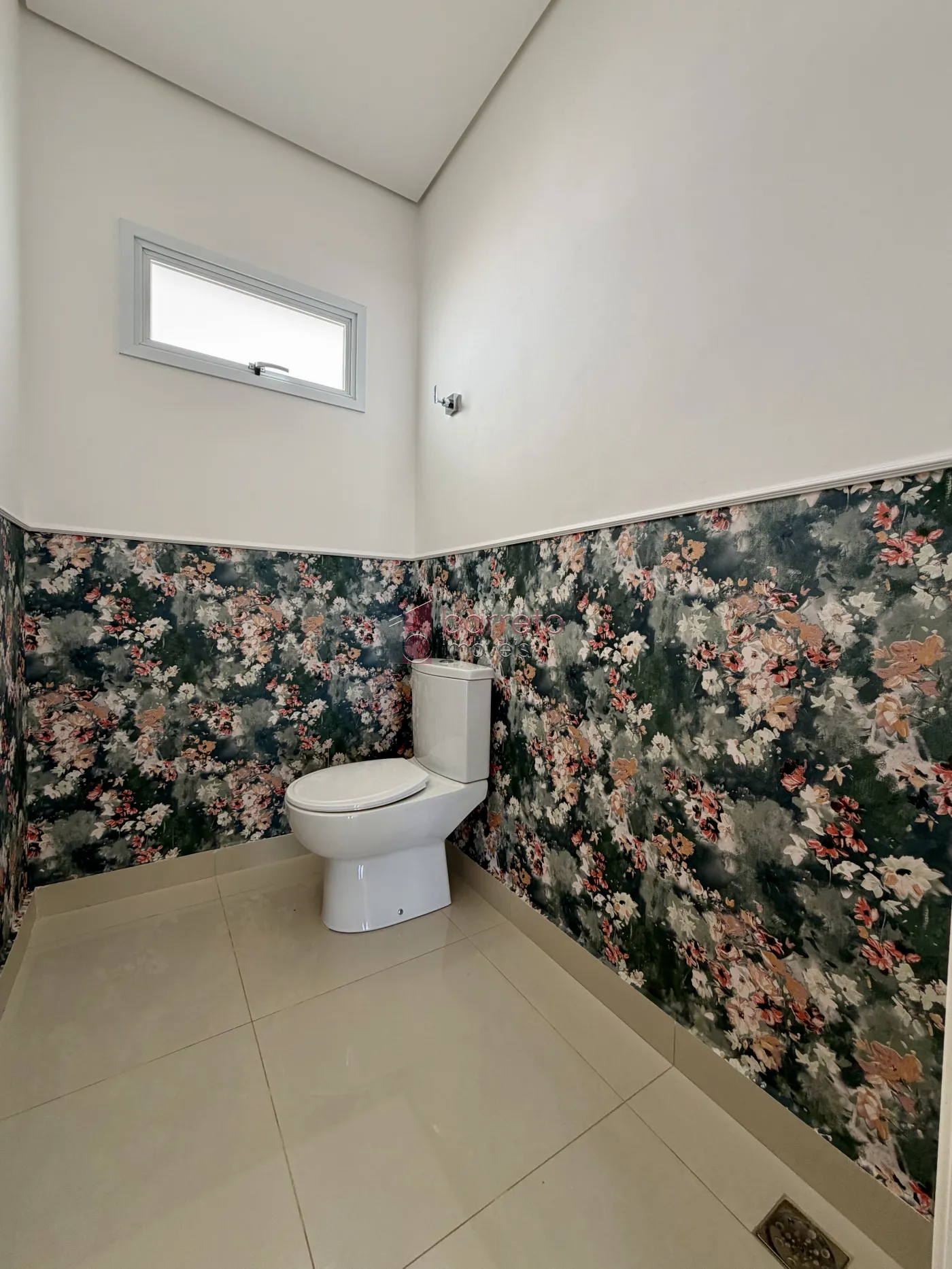 SOBRADO À VENDA – 04 QUARTOS – RESERVA DA SERRA – JUNDIAÍ/SP