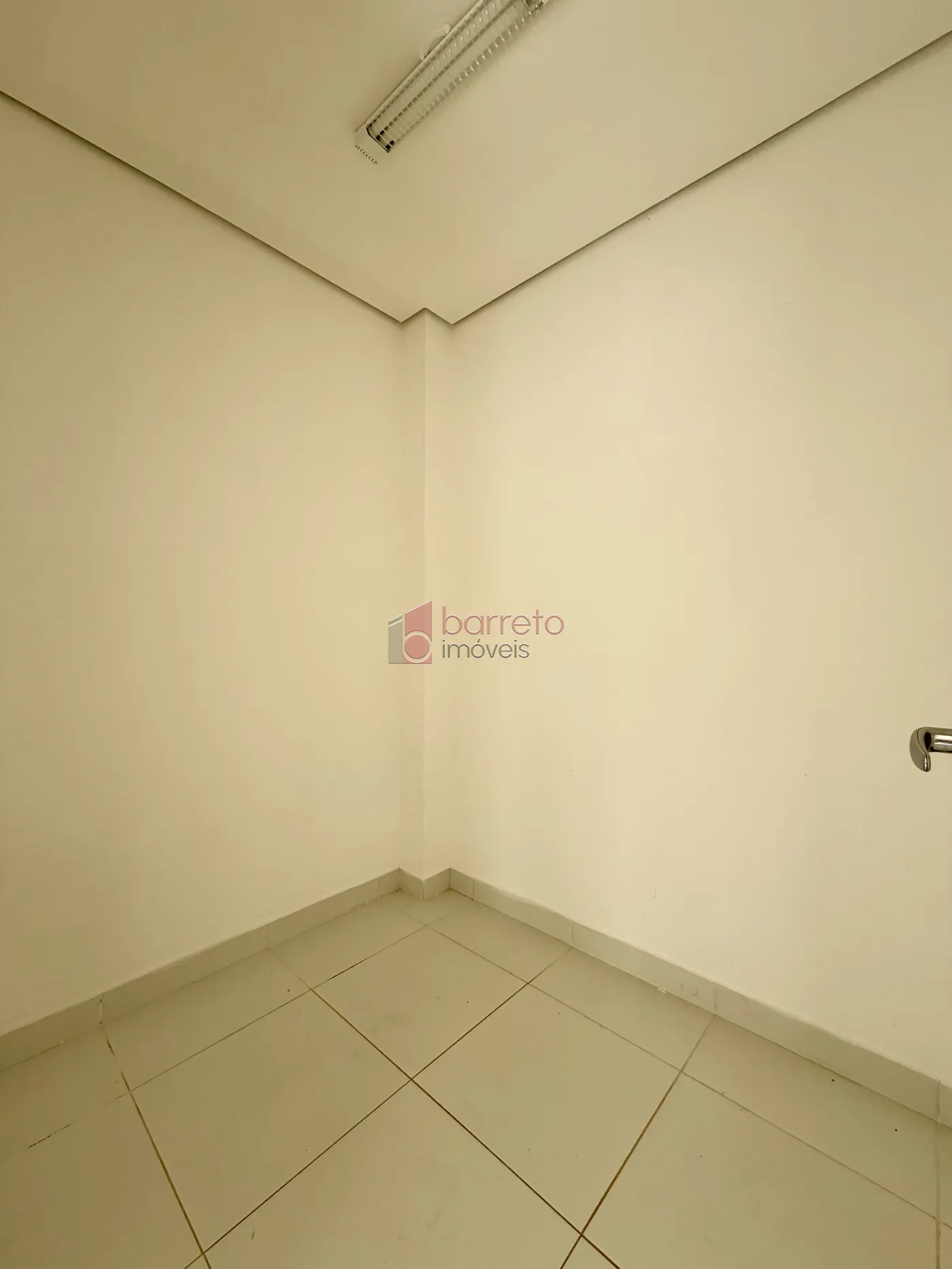 SOBRADO À VENDA – 04 QUARTOS – RESERVA DA SERRA – JUNDIAÍ/SP