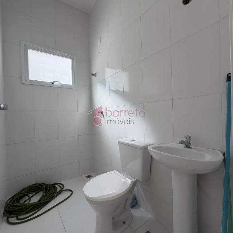SOBRADO À VENDA – 04 QUARTOS – RESERVA DA SERRA – JUNDIAÍ/SP