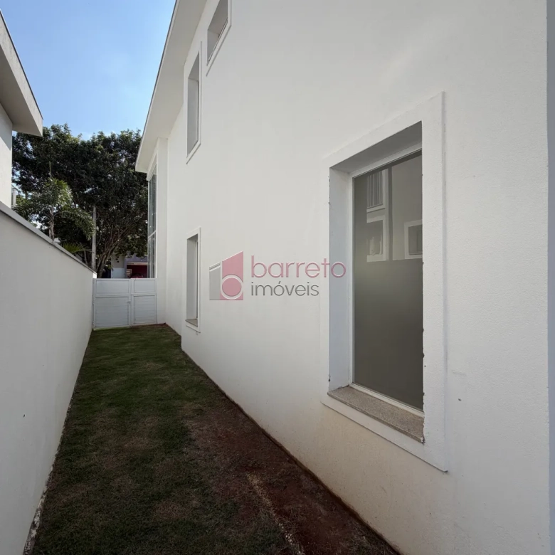 SOBRADO À VENDA – 04 QUARTOS – RESERVA DA SERRA – JUNDIAÍ/SP