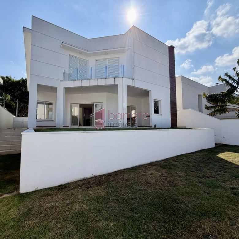 SOBRADO À VENDA – 04 QUARTOS – RESERVA DA SERRA – JUNDIAÍ/SP