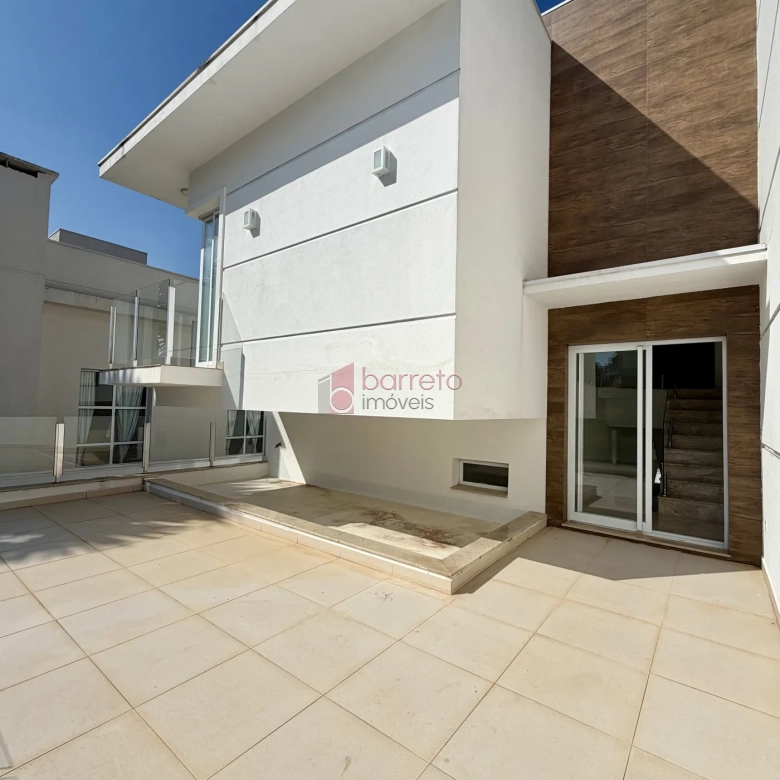 SOBRADO À VENDA – 04 QUARTOS – RESERVA DA SERRA – JUNDIAÍ/SP