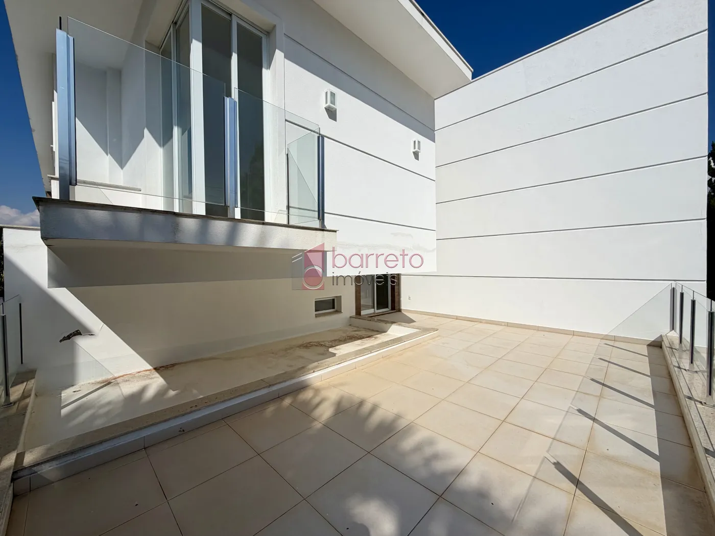 SOBRADO À VENDA – 04 QUARTOS – RESERVA DA SERRA – JUNDIAÍ/SP