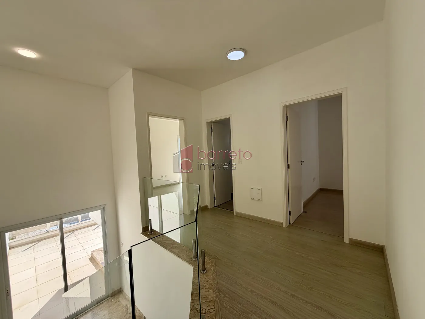 SOBRADO À VENDA – 04 QUARTOS – RESERVA DA SERRA – JUNDIAÍ/SP