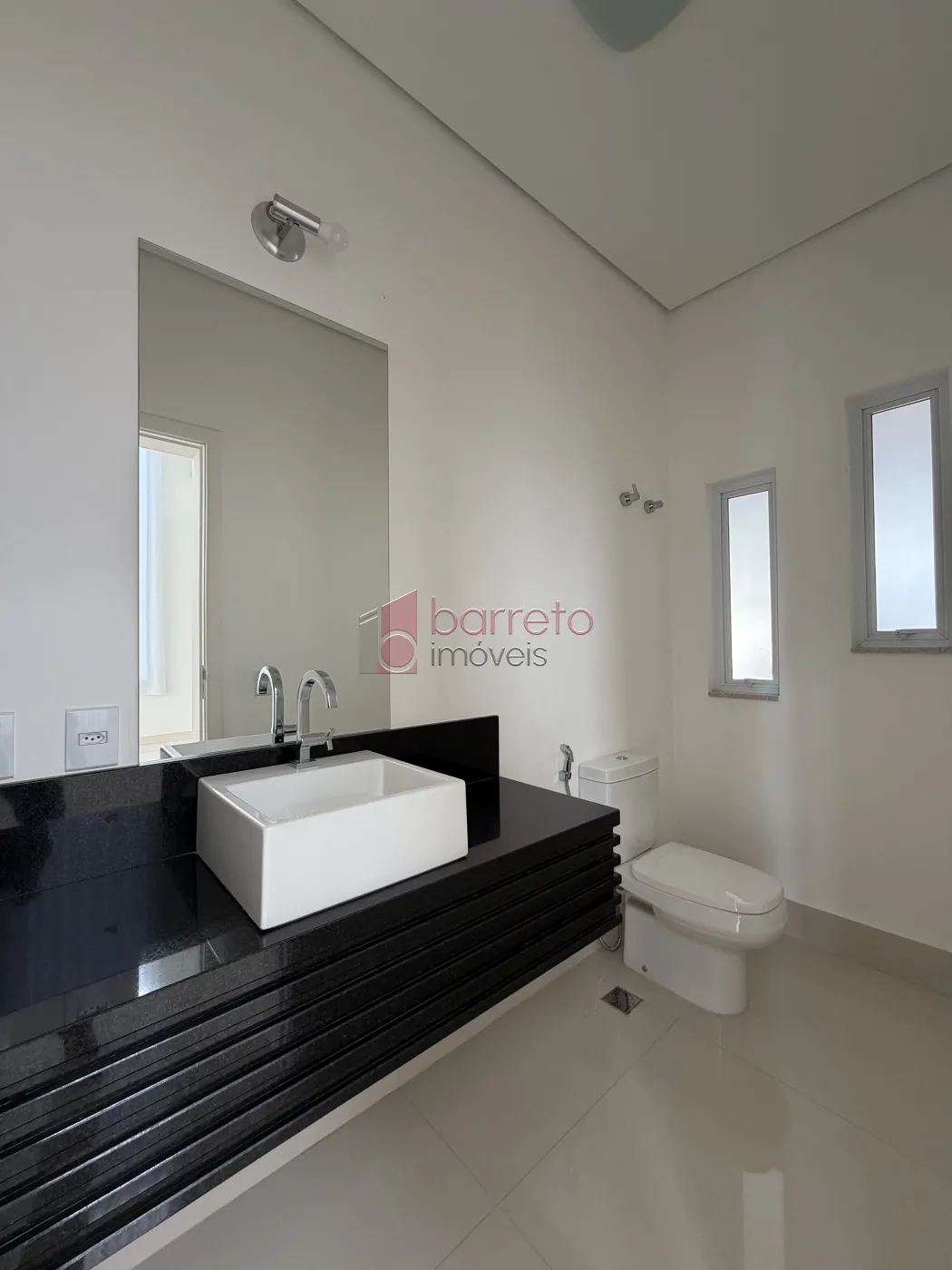 SOBRADO À VENDA – 04 QUARTOS – RESERVA DA SERRA – JUNDIAÍ/SP