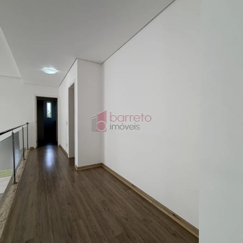 SOBRADO À VENDA – 04 QUARTOS – RESERVA DA SERRA – JUNDIAÍ/SP
