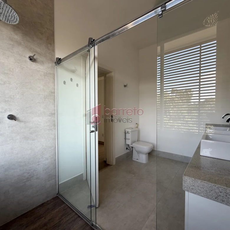 SOBRADO À VENDA – 04 QUARTOS – RESERVA DA SERRA – JUNDIAÍ/SP