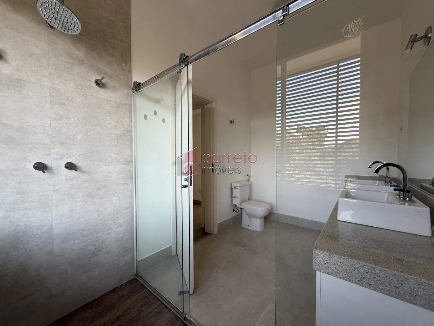 SOBRADO À VENDA – 04 QUARTOS – RESERVA DA SERRA – JUNDIAÍ/SP