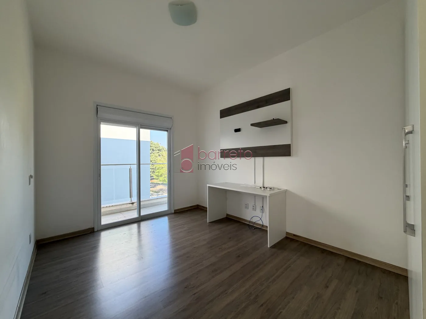 SOBRADO À VENDA – 04 QUARTOS – RESERVA DA SERRA – JUNDIAÍ/SP