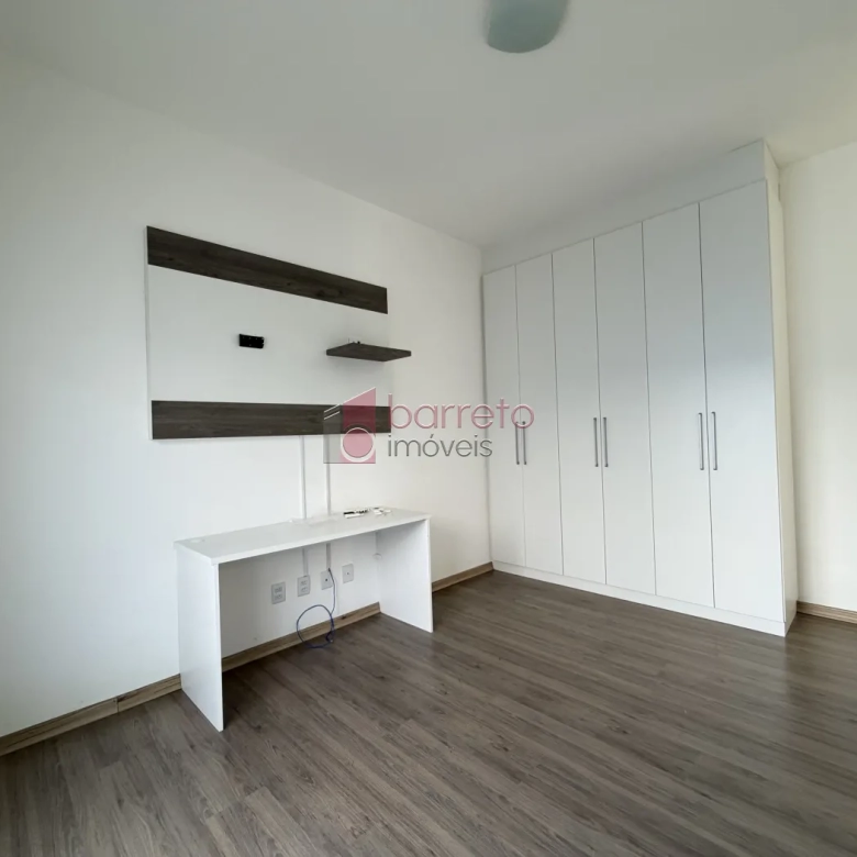 SOBRADO À VENDA – 04 QUARTOS – RESERVA DA SERRA – JUNDIAÍ/SP