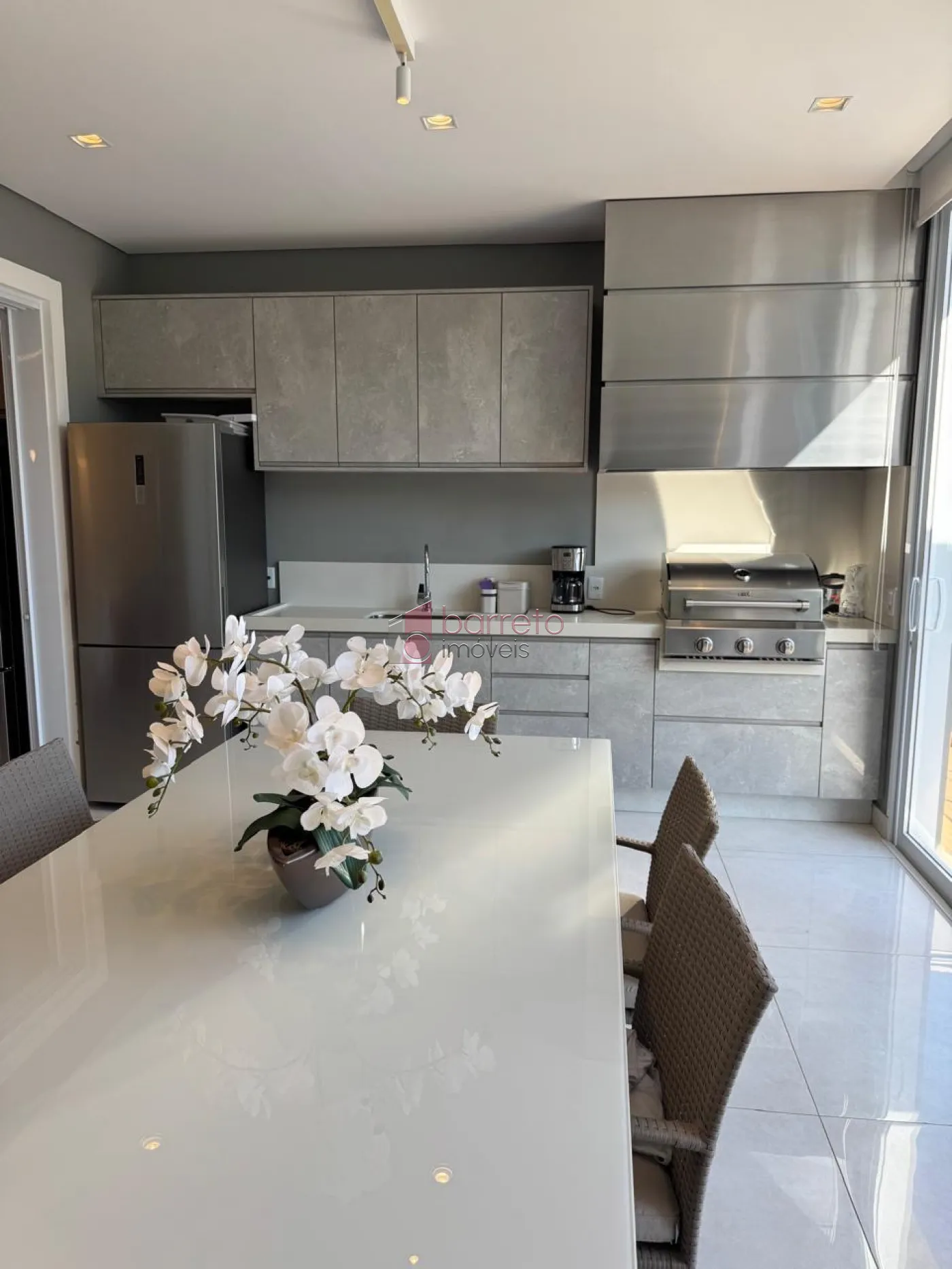 CASA TÉRREA À VENDA COM 03 QUARTOS – CONDOMÍNIO RESERVA DA SERRA – JUNDIAÍ/SP