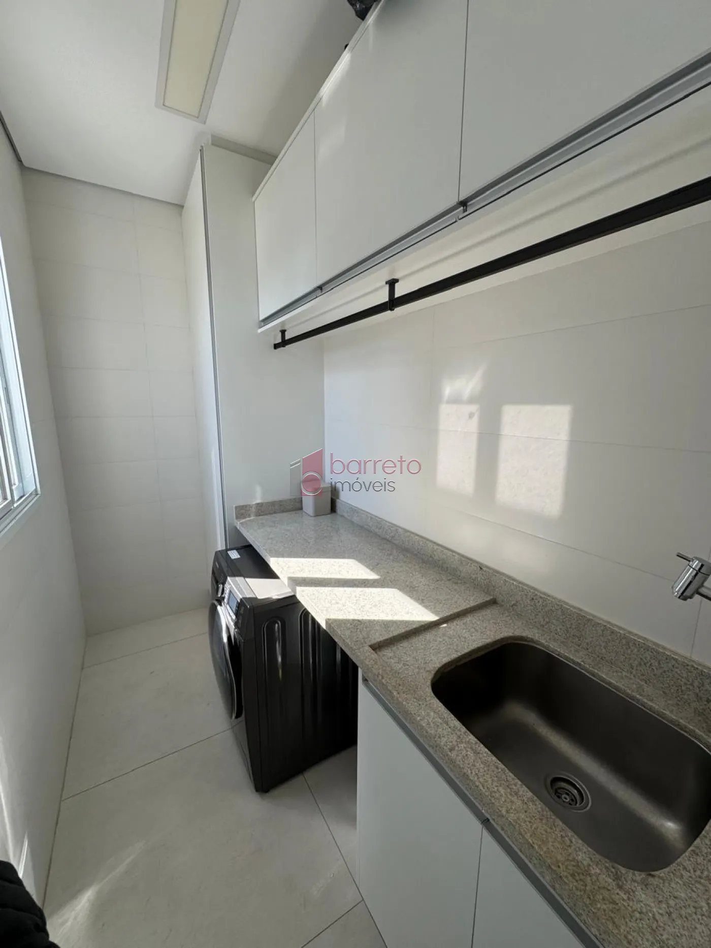 CASA TÉRREA À VENDA COM 03 QUARTOS – CONDOMÍNIO RESERVA DA SERRA – JUNDIAÍ/SP