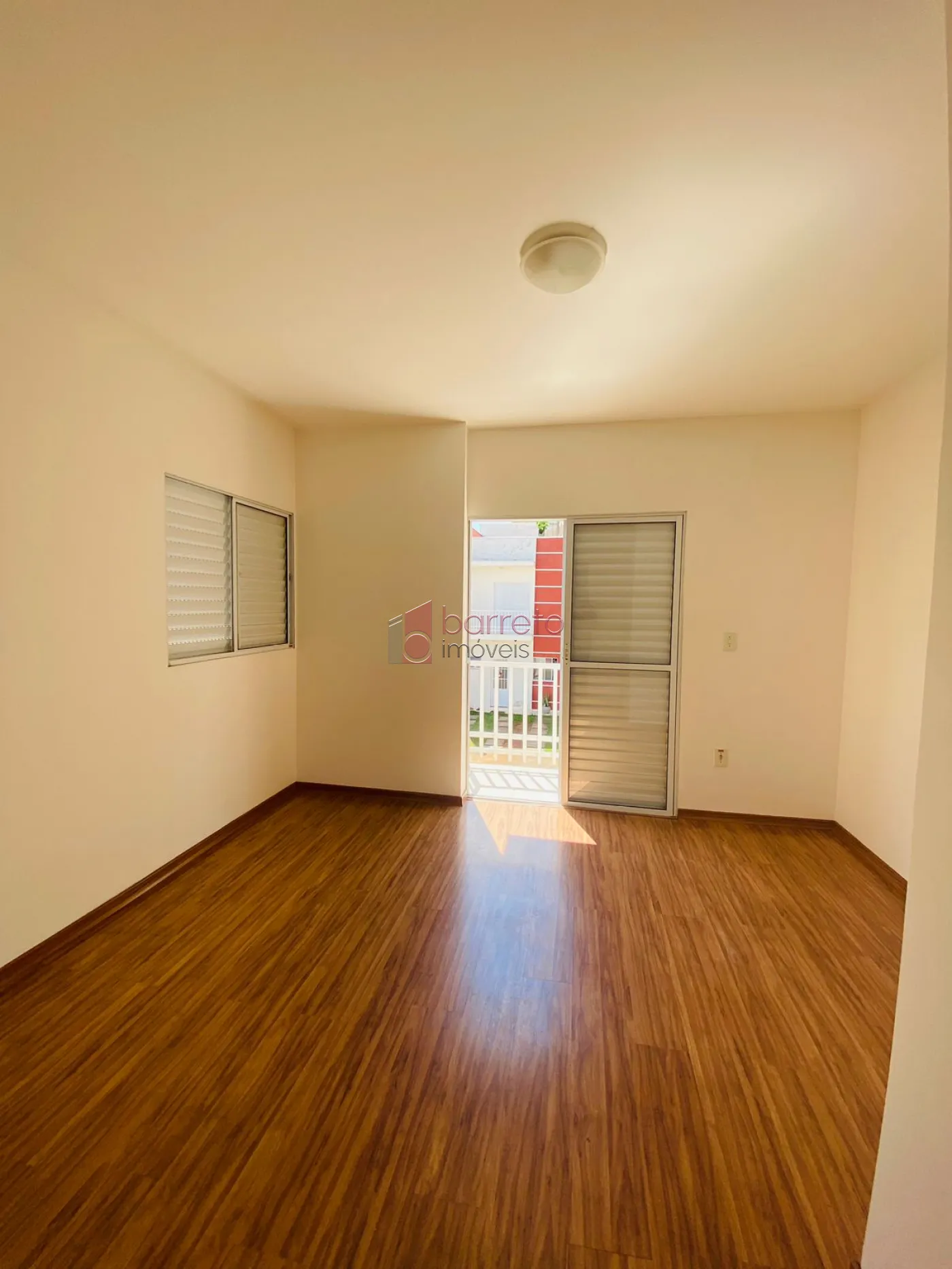CASA À VENDA NO CONDOMÍNIO RESIDENCIAL DONA NINA – JARDIM TULIPAS – JUNDIAÍ/SP