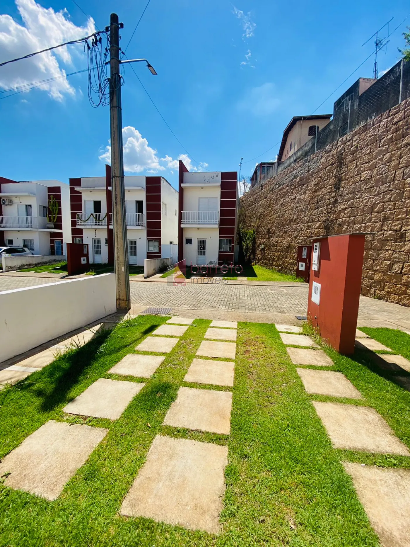 CASA À VENDA NO CONDOMÍNIO RESIDENCIAL DONA NINA – JARDIM TULIPAS – JUNDIAÍ/SP