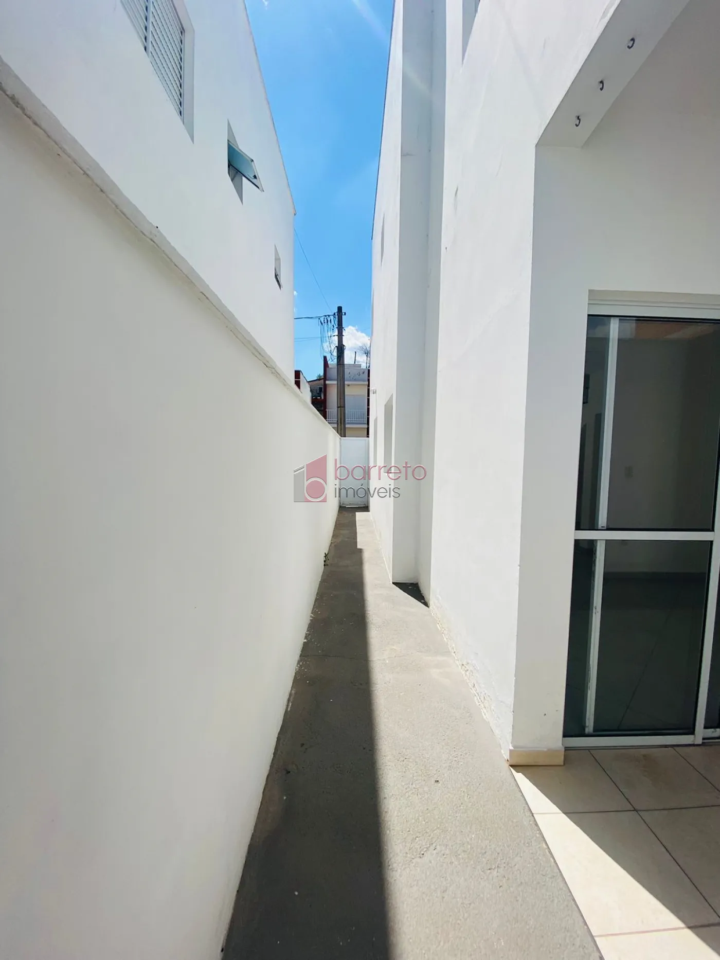 CASA À VENDA NO CONDOMÍNIO RESIDENCIAL DONA NINA – JARDIM TULIPAS – JUNDIAÍ/SP