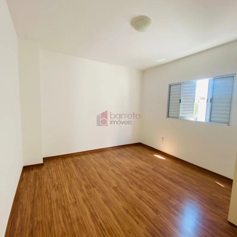 CASA À VENDA E LOCAÇÃO NO CONDOMÍNIO RESIDENCIAL DONA NINA – JUNDIAÍ/SP