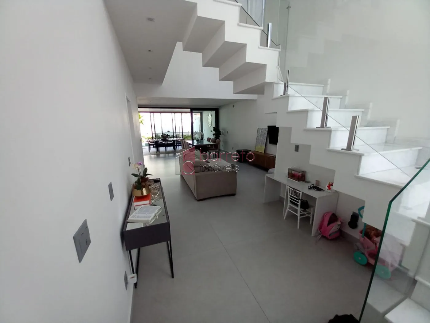 CASA COM 3 SUÍTES À VENDA NO CONDOMÍNIO RESERVA ERMIDA II – JUNDIAI/SP
