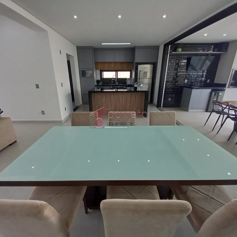 CASA COM 3 SUÍTES À VENDA NO CONDOMÍNIO RESERVA ERMIDA II – JUNDIAI/SP