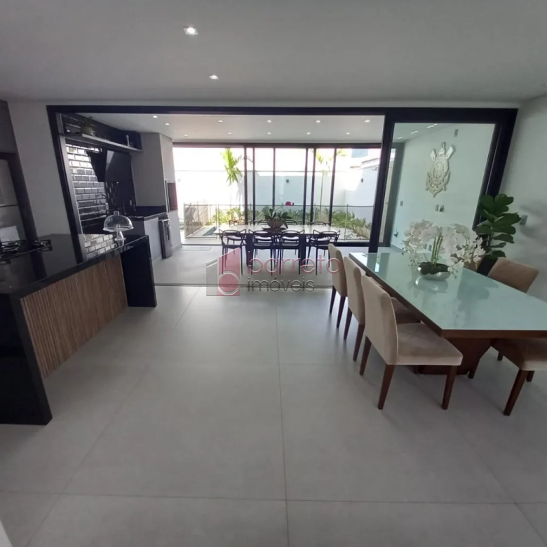CASA COM 3 SUÍTES À VENDA NO CONDOMÍNIO RESERVA ERMIDA II – JUNDIAI/SP