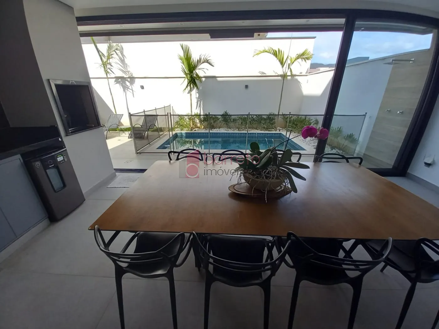 CASA COM 3 SUÍTES À VENDA NO CONDOMÍNIO RESERVA ERMIDA II – JUNDIAI/SP