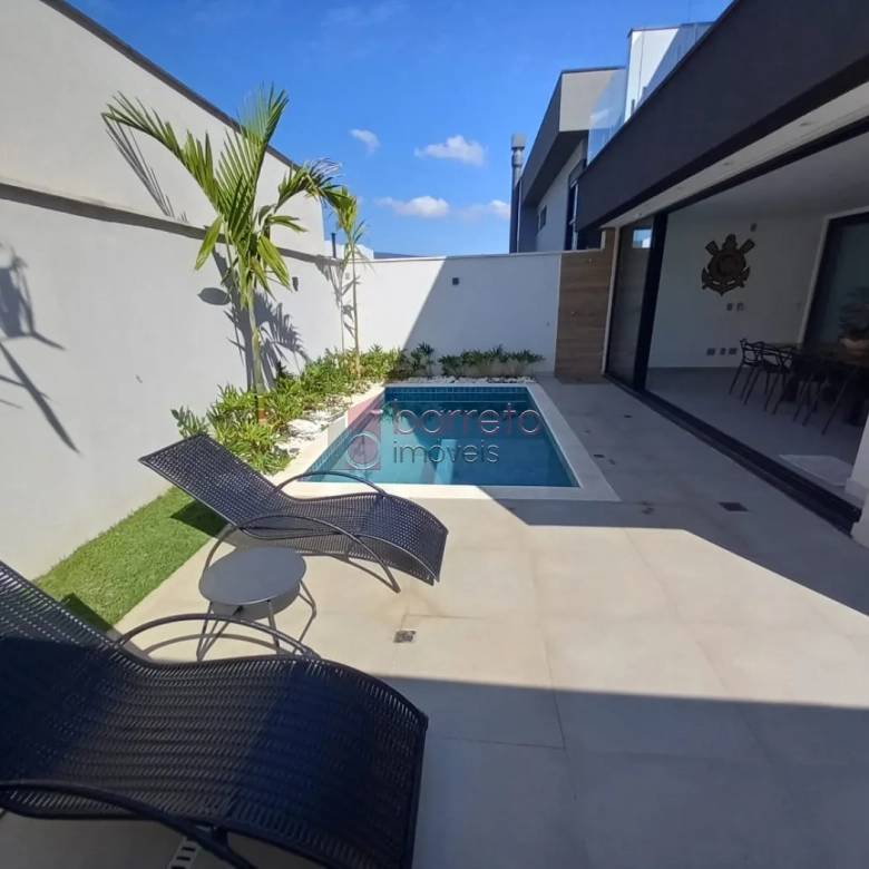 CASA COM 3 SUÍTES À VENDA NO CONDOMÍNIO RESERVA ERMIDA II – JUNDIAI/SP