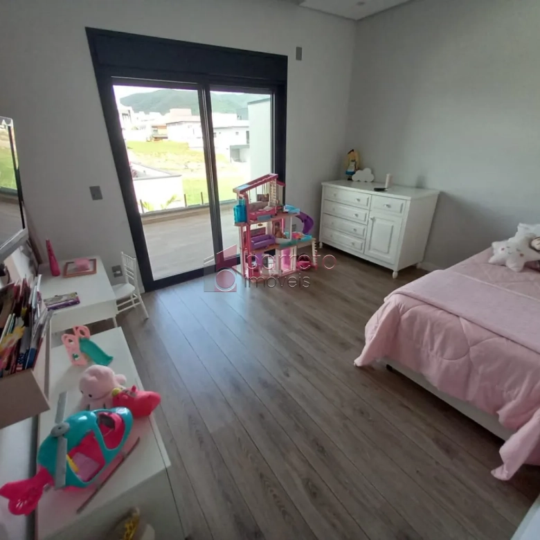 CASA COM 3 SUÍTES À VENDA NO CONDOMÍNIO RESERVA ERMIDA II – JUNDIAI/SP