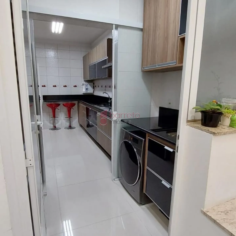 SOBRADO À VENDA – 03 QUARTOS – MORADA DO HORTO – JUNDIAÍ/SP