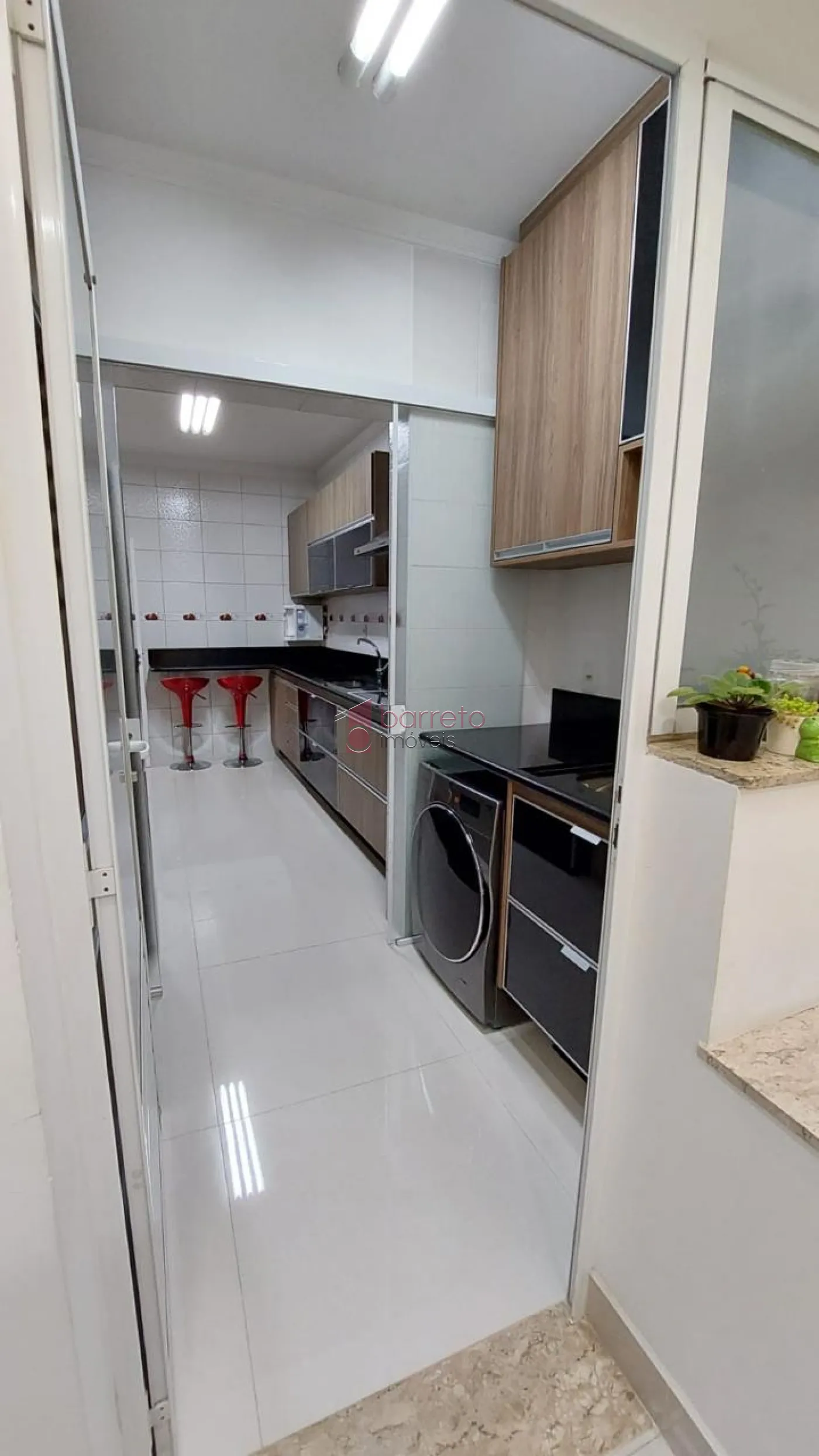 SOBRADO À VENDA – 03 QUARTOS – MORADA DO HORTO – JUNDIAÍ/SP