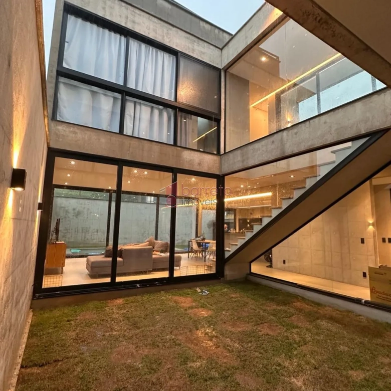 CASA À VENDA NO CONDOMÍNIO VILLA GIARDINO EM JUNDIAÍ/SP