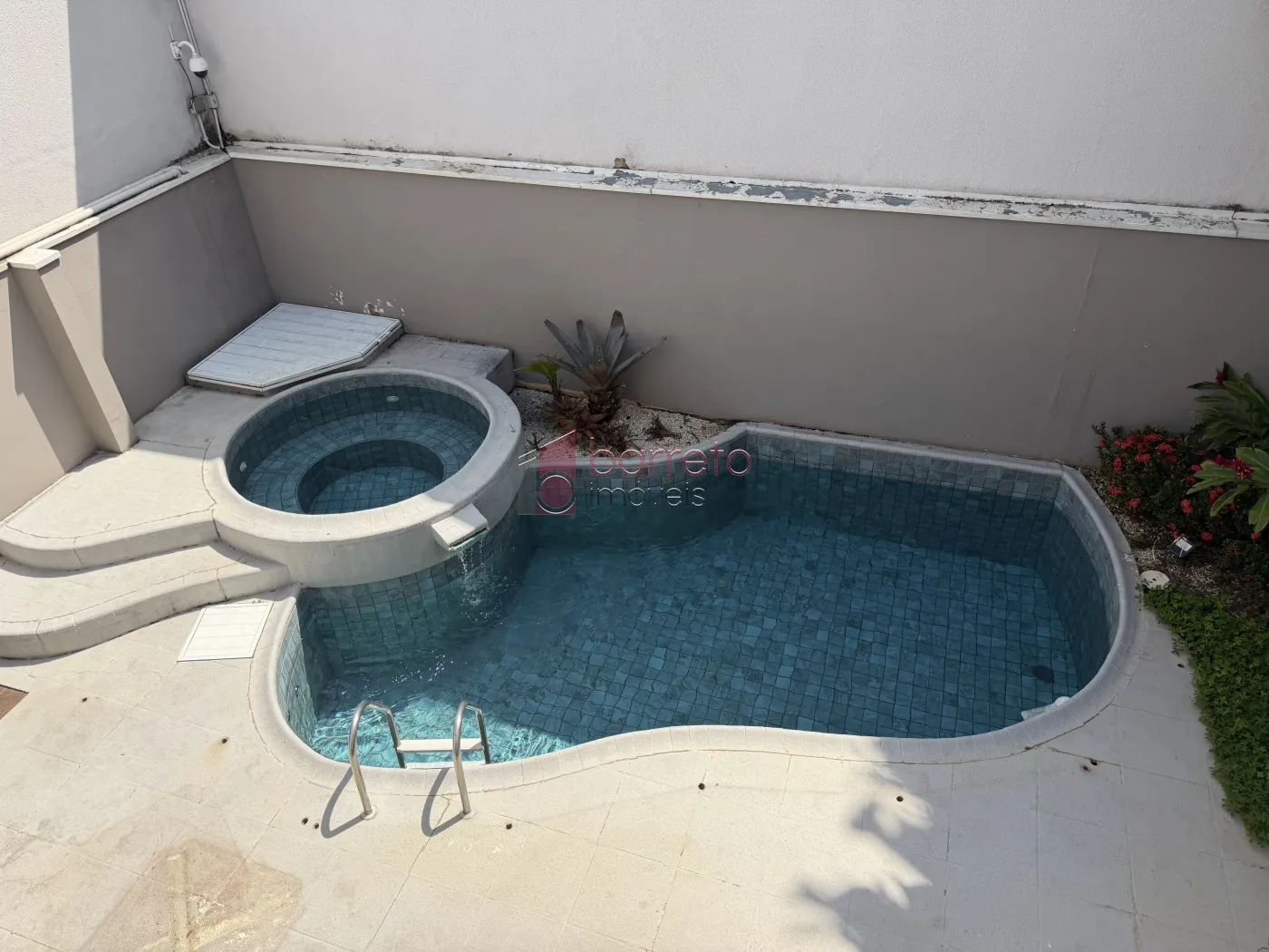SOBRADO À VENDA – 03 QUARTOS – SANTA TERESA – JUNDIAÍ/SP