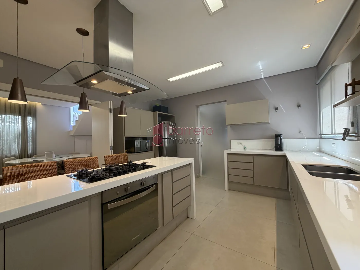 SOBRADO À VENDA – 03 QUARTOS – SANTA TERESA – JUNDIAÍ/SP
