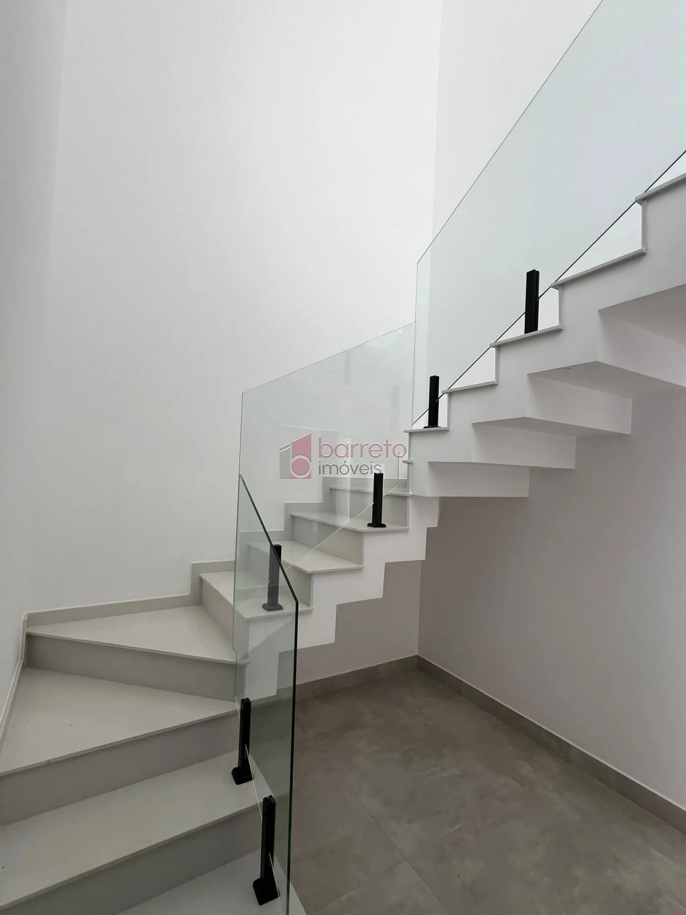 CASA À VENDA NO CONDOMÍNIO RESIDENCIAL DOS IPES – JUNDIAÍ/SP