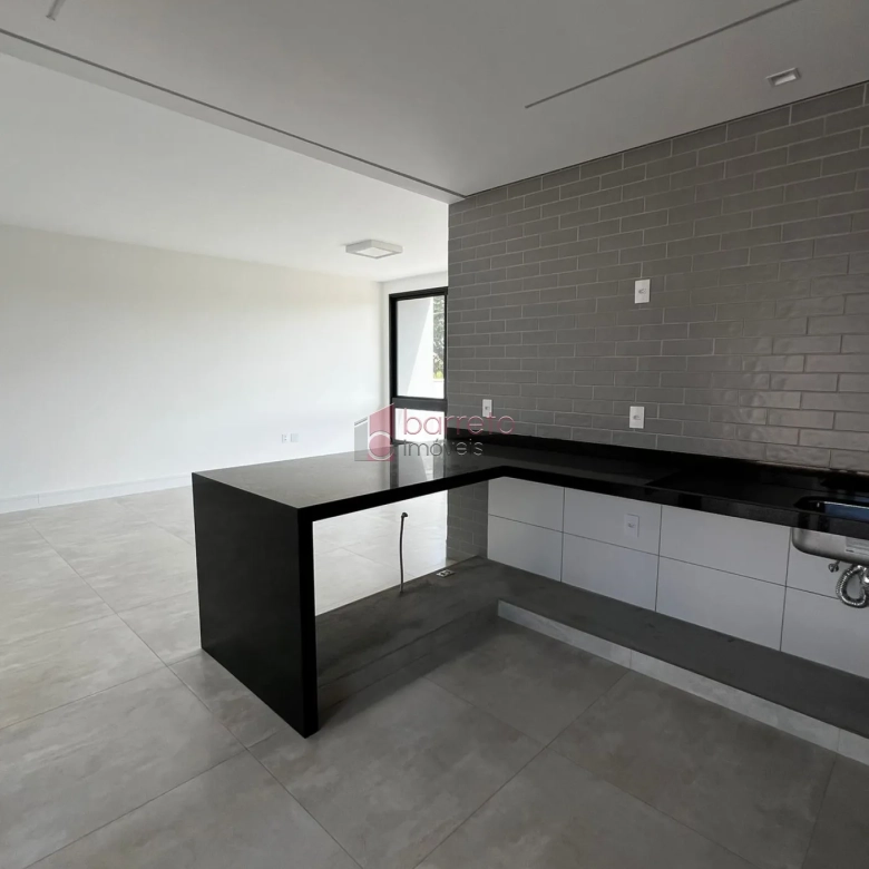 CASA À VENDA NO CONDOMÍNIO RESIDENCIAL DOS IPES – JUNDIAÍ/SP